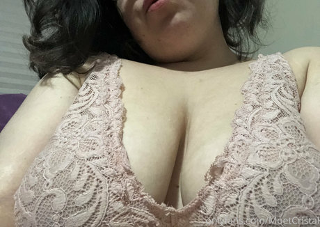 moetcristalbbw OnlyFans geleakt.