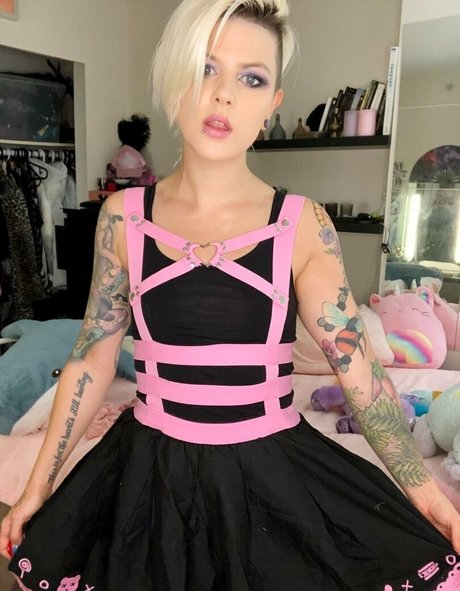 dicentra6 OnlyFans Pornografie geleakt