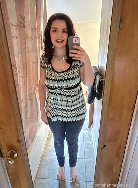 shannabanana123 OnlyFans Star