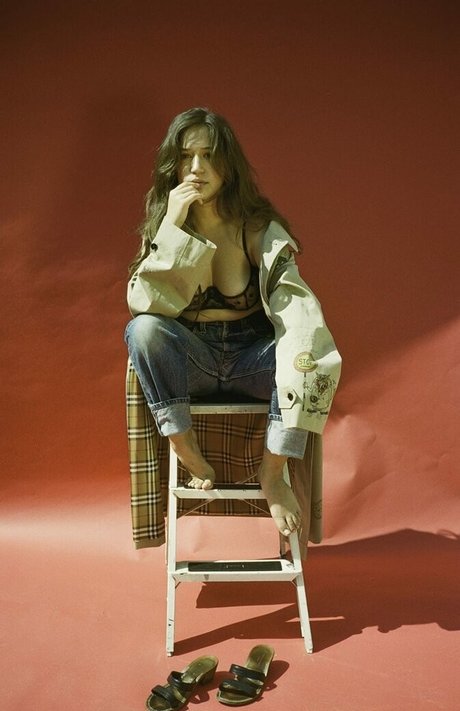 Gideon Adlon OnlyFans schlank