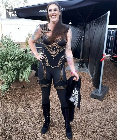 Floor Jansen Leaks OnlyFans
