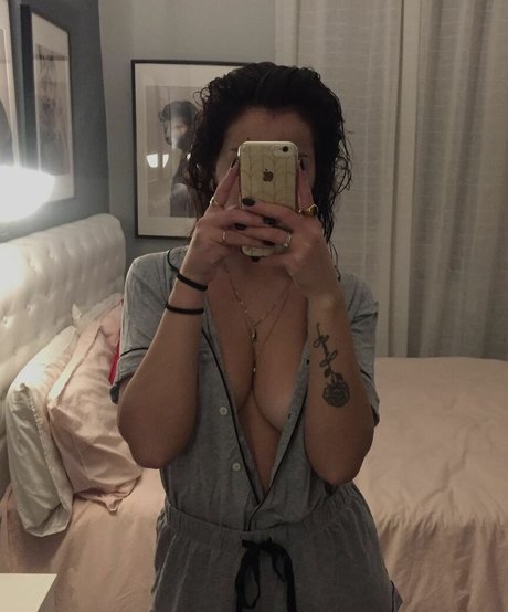 Era Bana Nacktbilder von OnlyFans geleakt