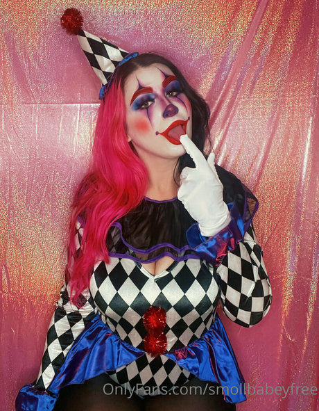 smollbabeyfree Leaked OnlyFans Bilder