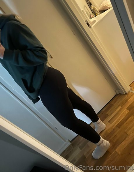 sumiro OnlyFans-Model