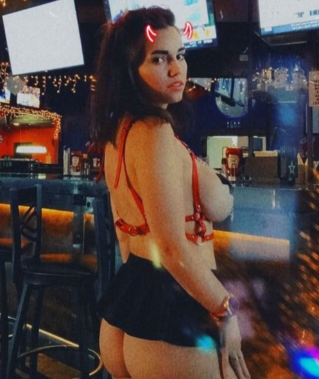 QT Lux OnlyFans Bilder