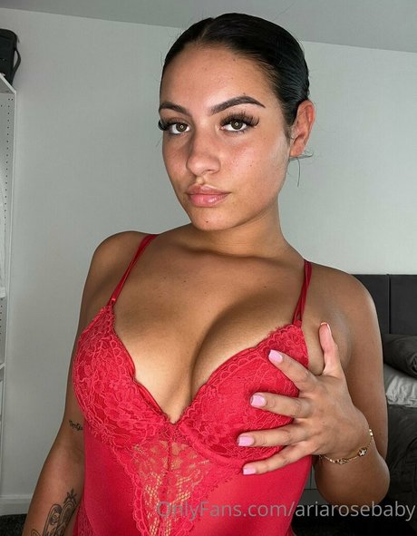 ariarosebaby OnlyFans-Bilder