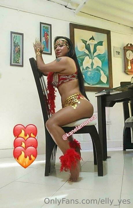 elly yes OnlyFans Nacktfotos