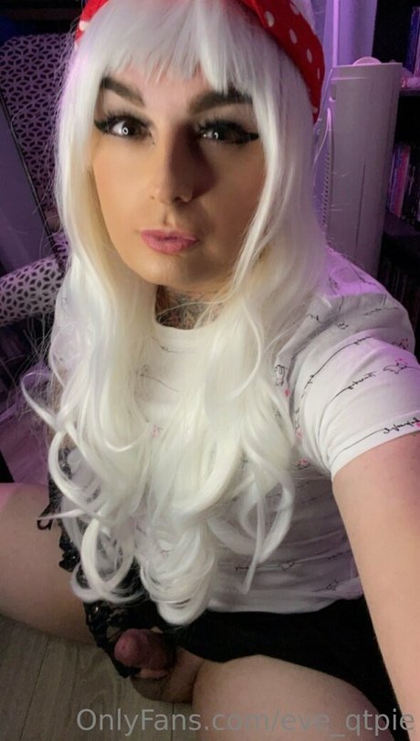 eve qtpie OnlyFans Model Fotos