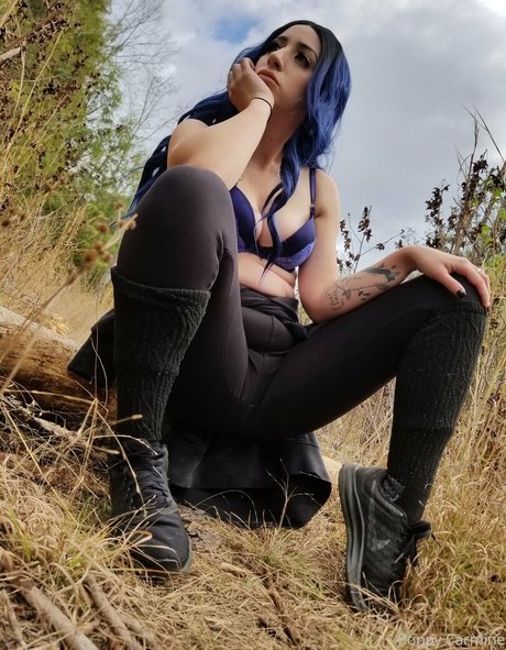 poppycarminexxx Leaked OnlyFans Bilder