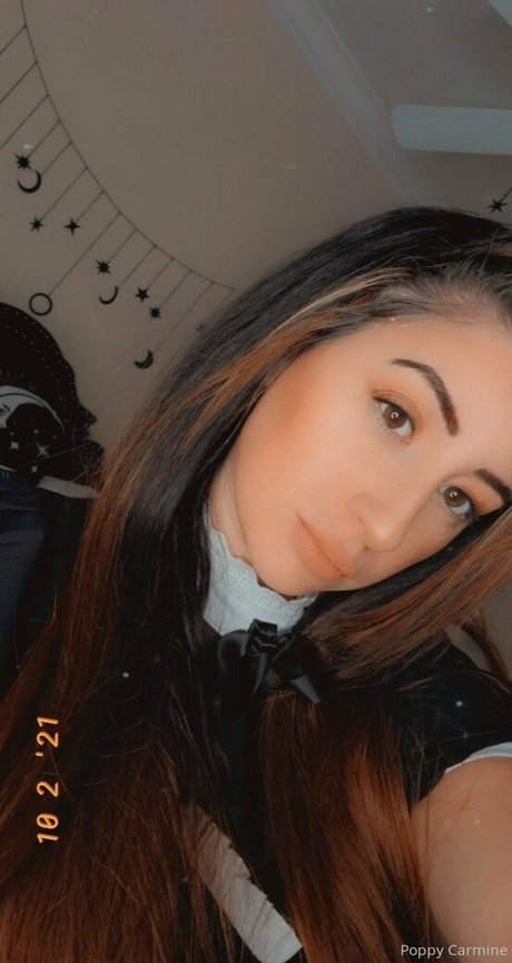 poppycarminexxx Nacktbilder von OnlyFans geleakt