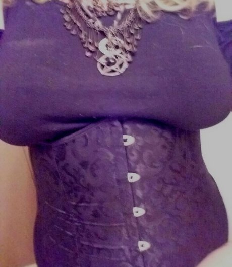 onechubbywitch OnlyFans Lesbisch