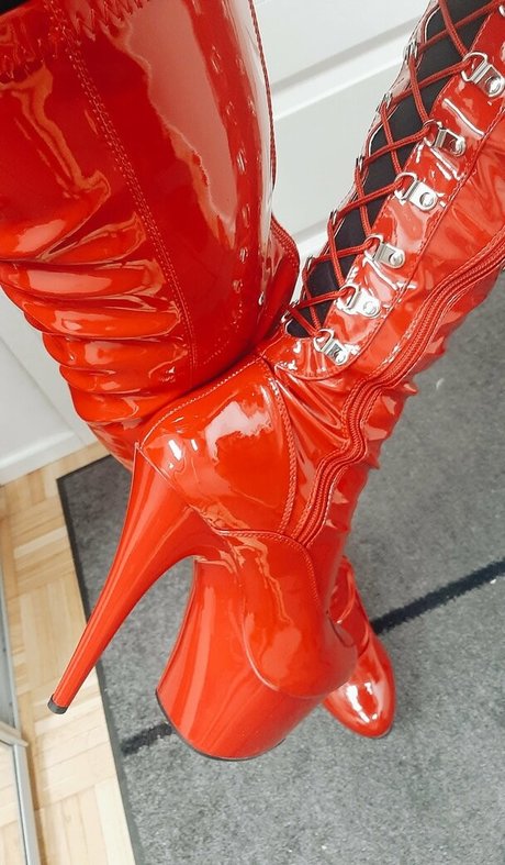 distannce Leaked OnlyFans Fotos