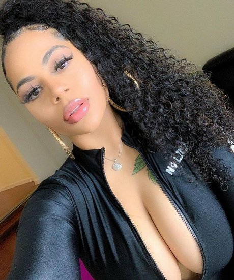 Strella Katt OnlyFans Pornografie gratis