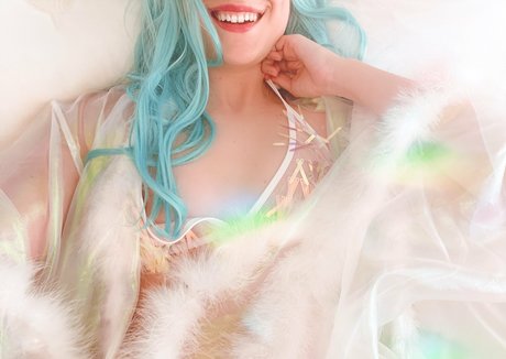 bambibluehair Nacktpornos auf OnlyFans