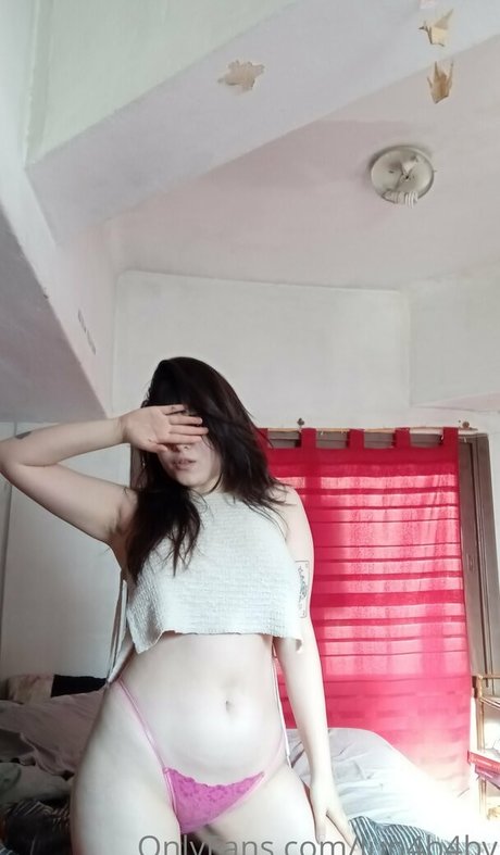 lun4b4by OnlyFans Nacktbilder geleakt