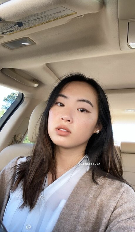 Goddessjun OnlyFans Nacktbilder geleakt