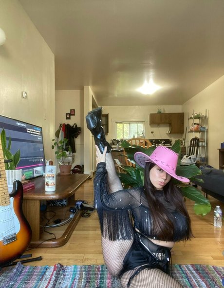 Bendy Lola Nacktbilder von OnlyFans geleakt