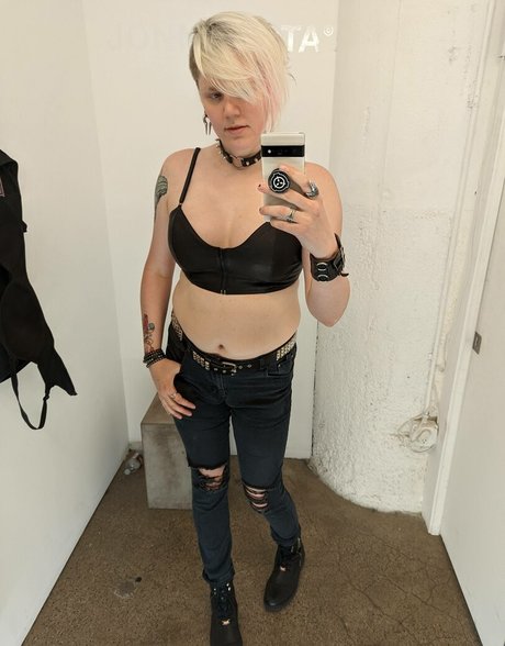 Demongirlcock Nackt geleakt OnlyFans