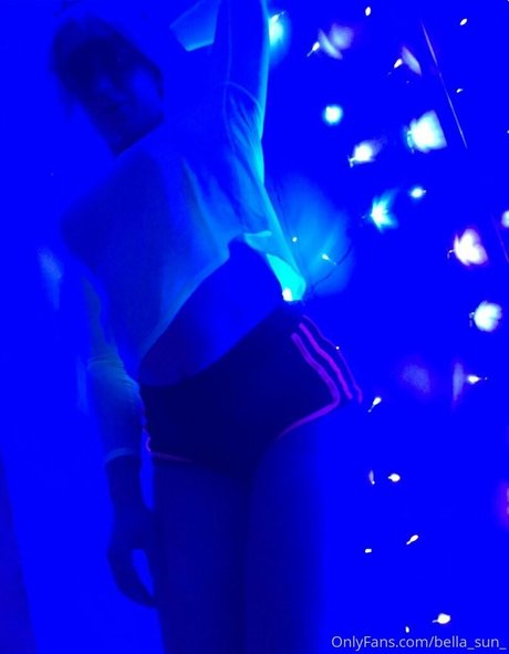 bella sun_ OnlyFans-Leaks