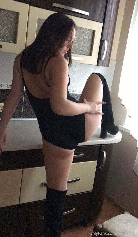 bella sun_ OnlyFans Gratis