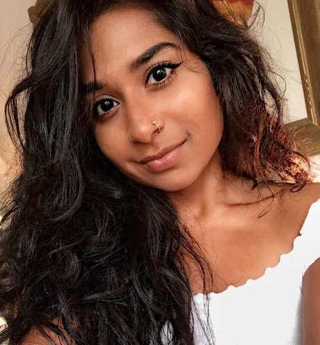 Kamalinisutra Kostenlose OnlyFans-Inhalte