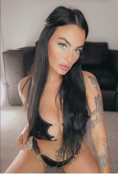 Sidney Shadows OnlyFans Beiträge