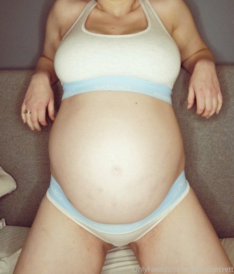 Unofficial Secret OnlyFans Fotos