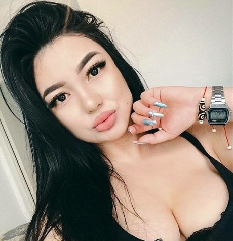 Asa Lochka Heiße OnlyFans Inhalte