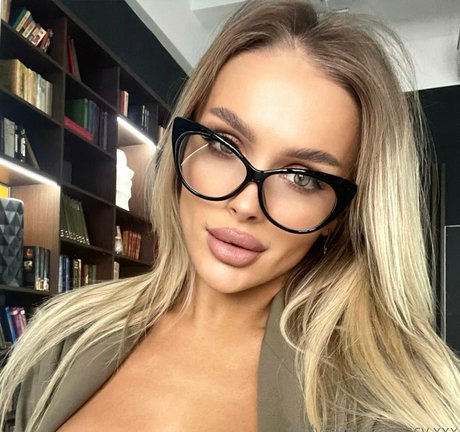 lacy xxx Nacktbilder von OnlyFans geleakt