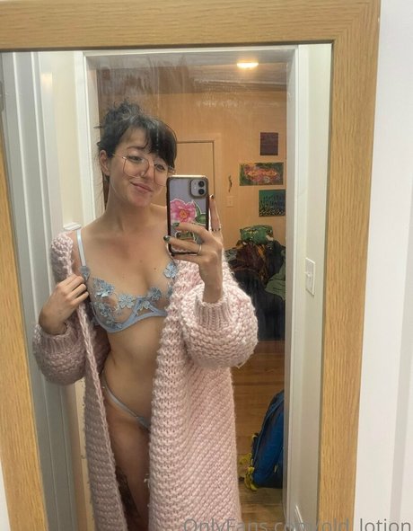 old lotion OnlyFans Leaks