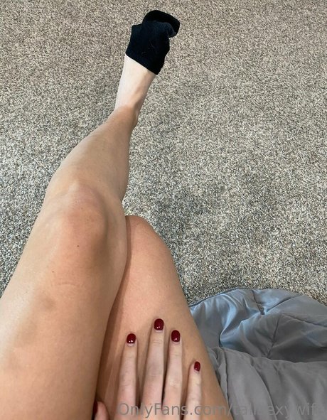 tallsexywife Nacktbilder geleakt OnlyFans