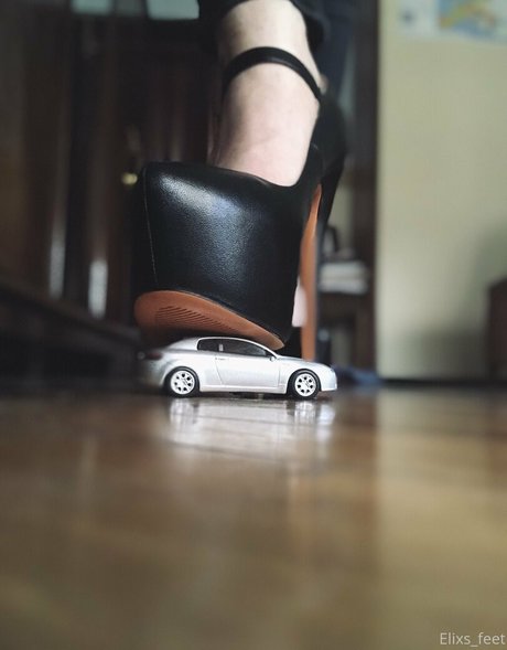 giantesselixs Nackt OnlyFans