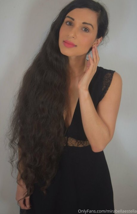 mirabellaestella NurlyFans-Pornos