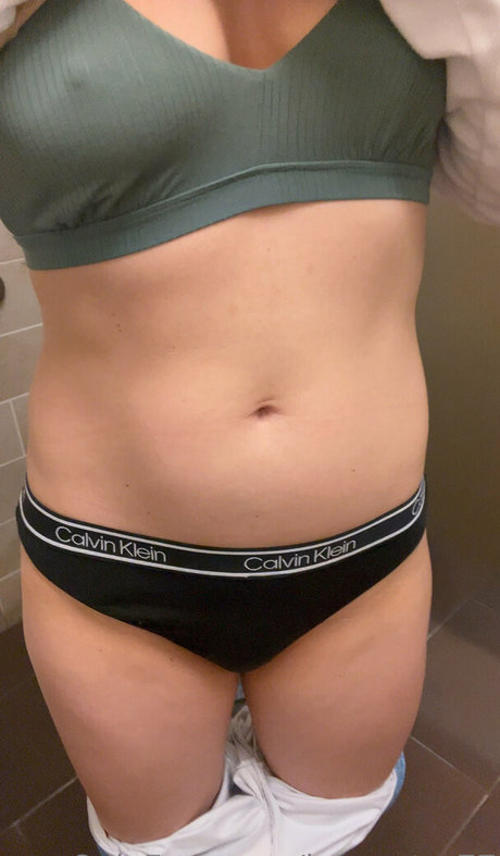 jennastar77 OnlyFans Leak