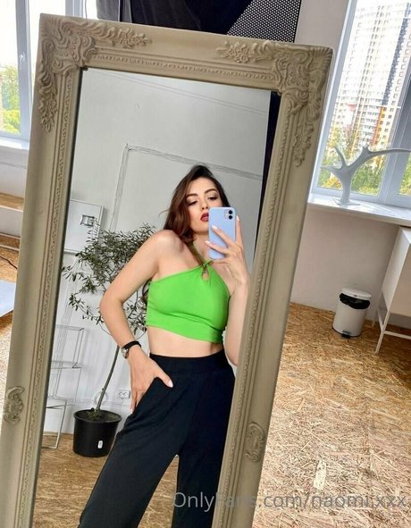 naomi xxx XXX OnlyFans