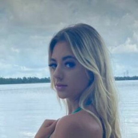 Kate Goerke Nacktpornos von OnlyFans geleakt