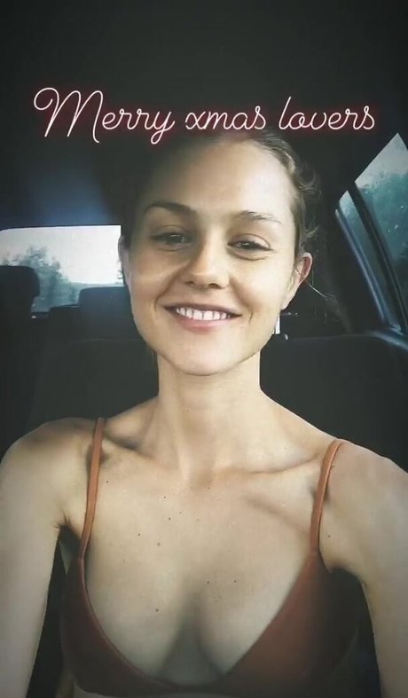 Isabelle Cornish Nacktbilder OnlyFans Leaks