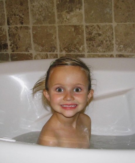 Ella Horan OnlyFans Nacktbilder