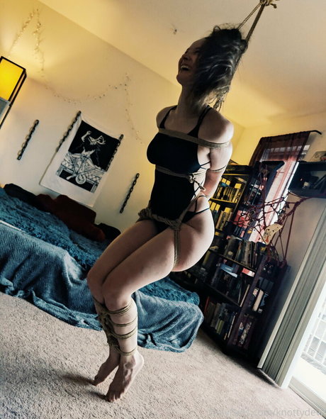 knottydevil OnlyFans nackt