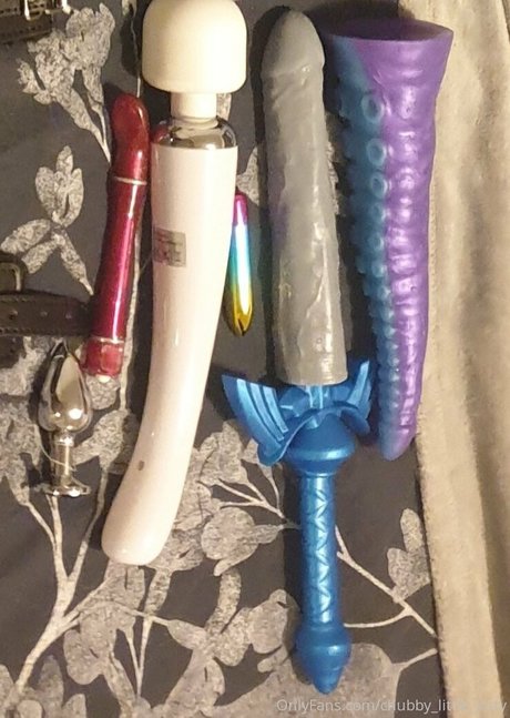 chubby little kitty OnlyFans-Leaks