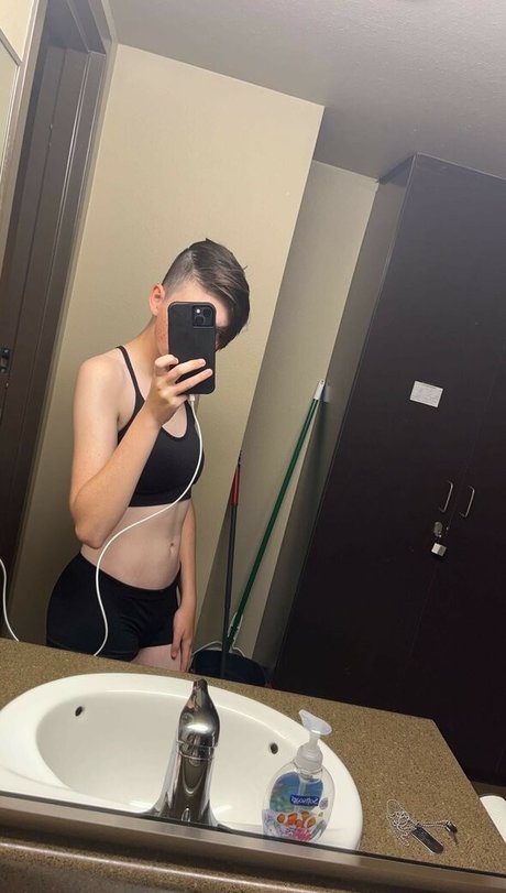 Mockingwoojay OnlyFans Beiträge