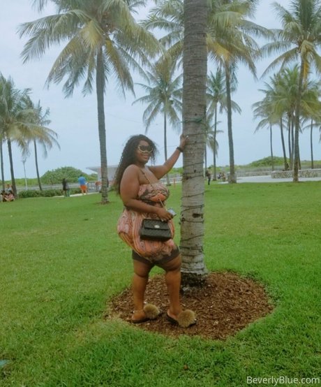 spritzende teen-onlyfans heiß Aufnahme