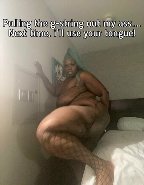 beverlyblue3x OnlyFans geleakt.