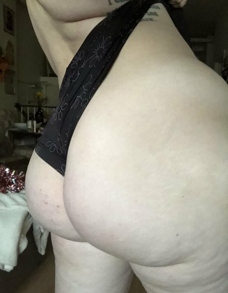 cordeliacharm OnlyFans nackt