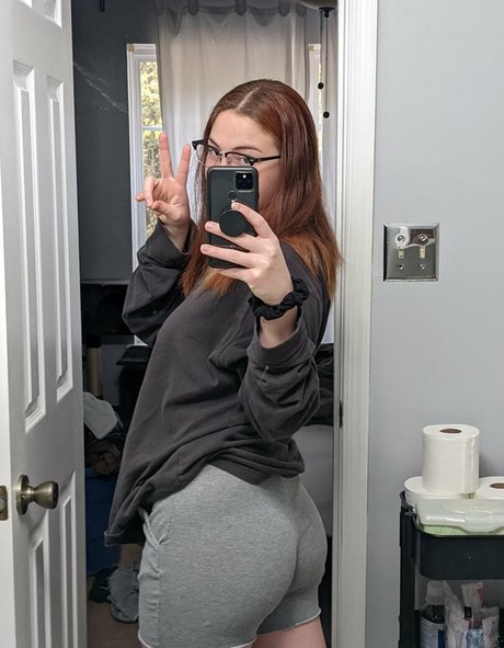 blynneolivia OnlyFans Striptease