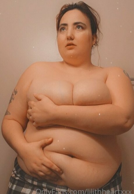 lilithheartxxx Leaked OnlyFans Fotos