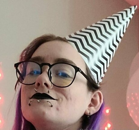 vylentine OnlyFans Dirtyship geleakt