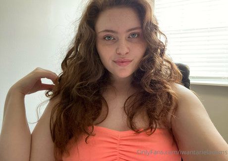iwantarieladams Leaks von OnlyFans