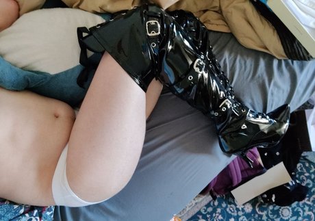 absoluteterritory_ Nackt auf OnlyFans