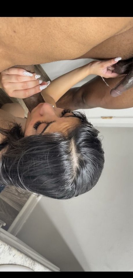 Money Green Zo Leaked OnlyFans Sextape